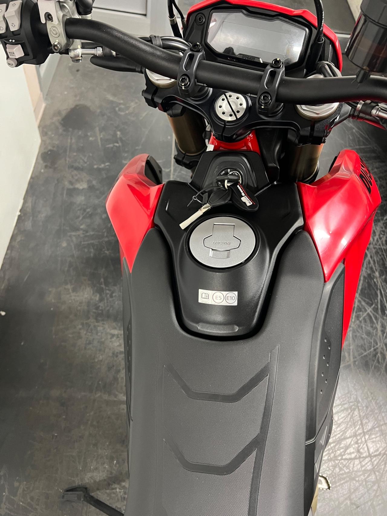 Ducati Hypermotard 698 MONO