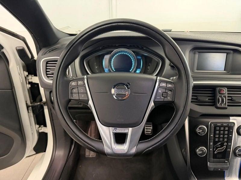 Volvo V40 D2 R-design 94g