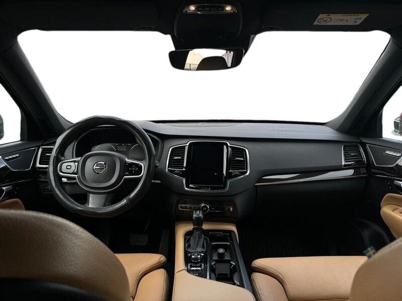 Volvo XC90 D5 235 CV AWD Automatica NAVI LED Momentum