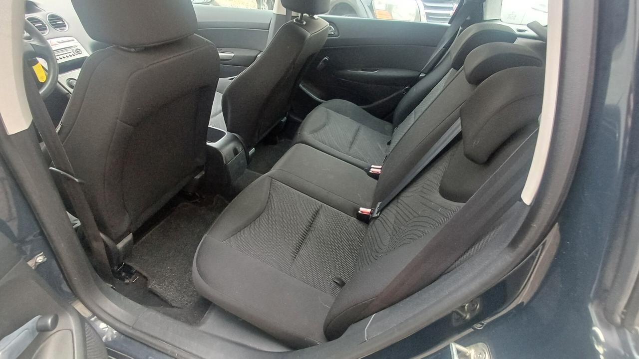 Peugeot 308 1.6 8V HDi 112CV SW Tecno Style ok neopatentati