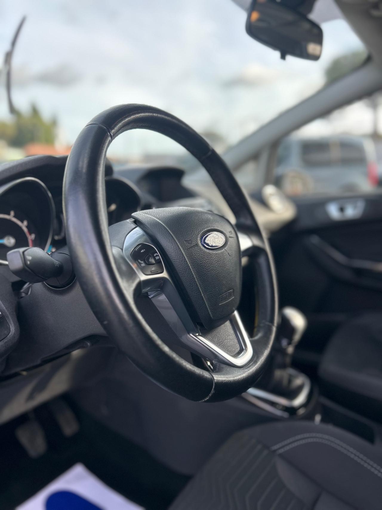 Ford Fiesta 1.4 5p. Bz.- GPL Titanium