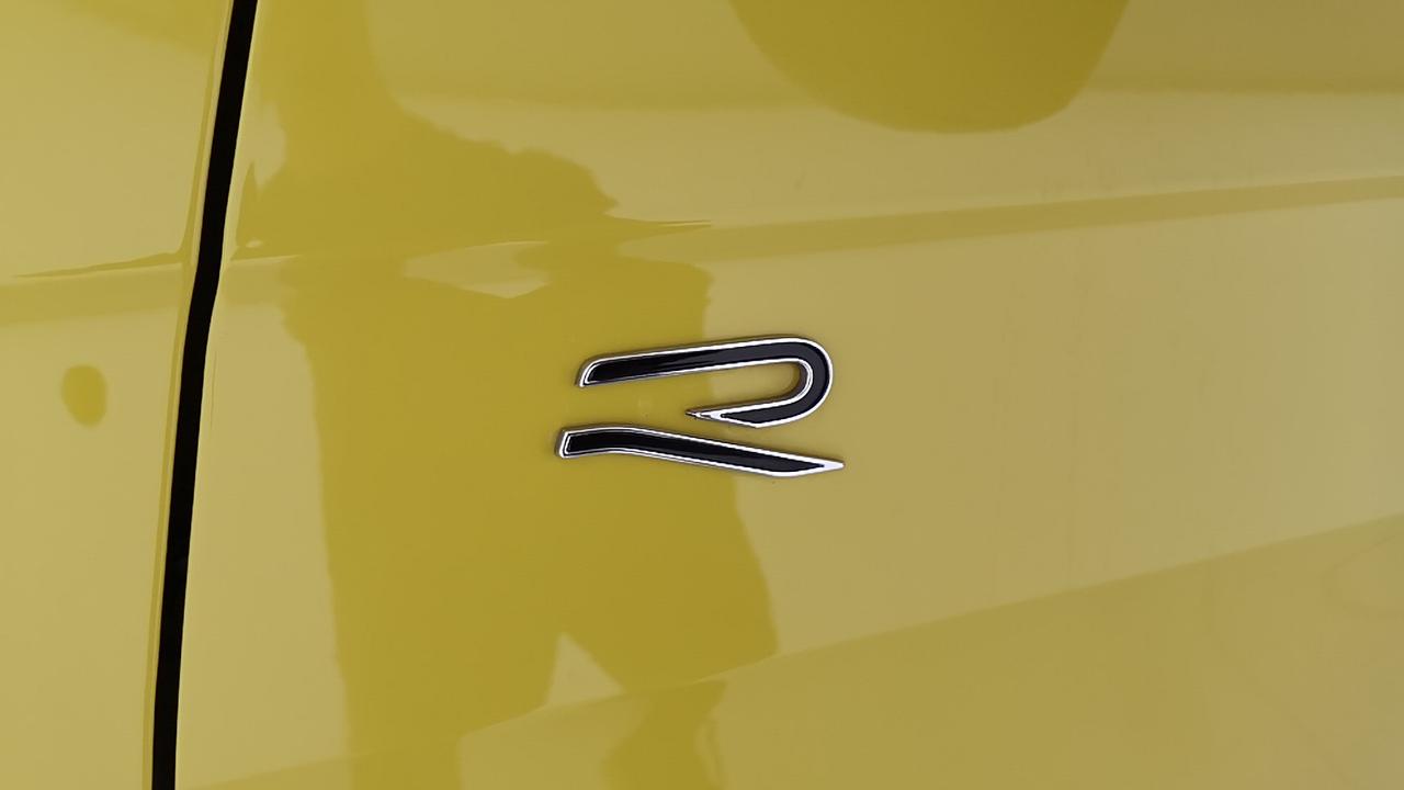 VOLKSWAGEN Nuova T-Cross R-Line 1.0 TSI 85 kW (115 CV) Manuale