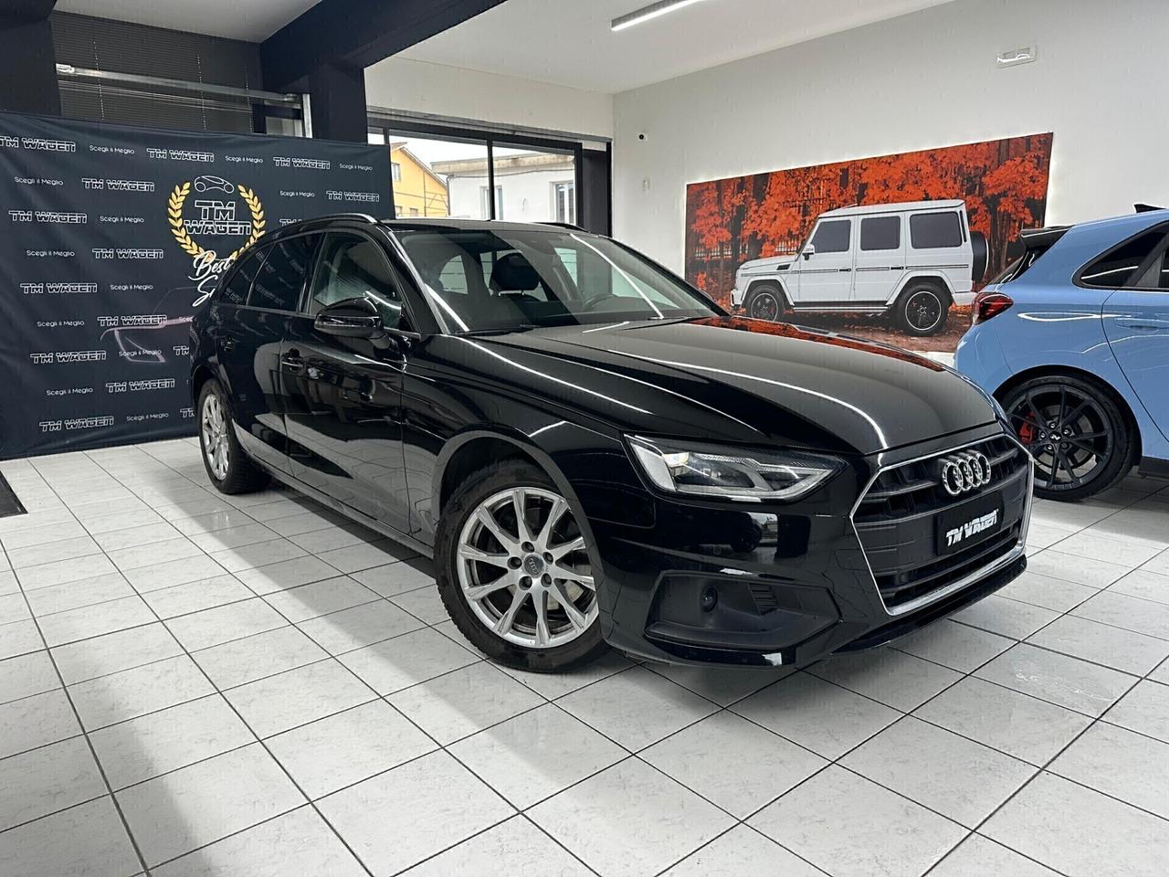 Audi A4 Avant 30 2.0 tdi 122cv s tronic
