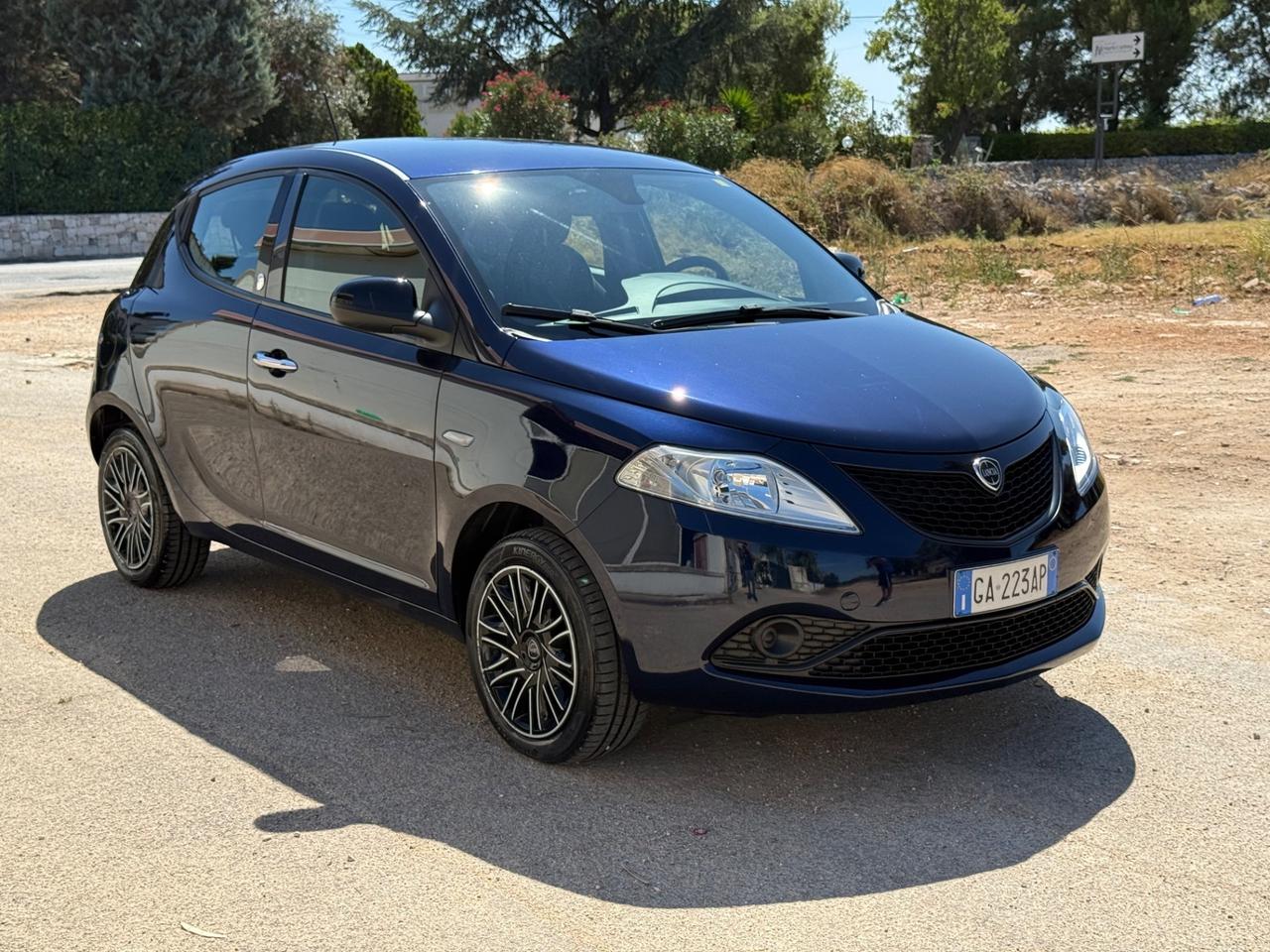 Lancia Ypsilon 1.2 69 CV 5 porte GPL Ecochic Gold