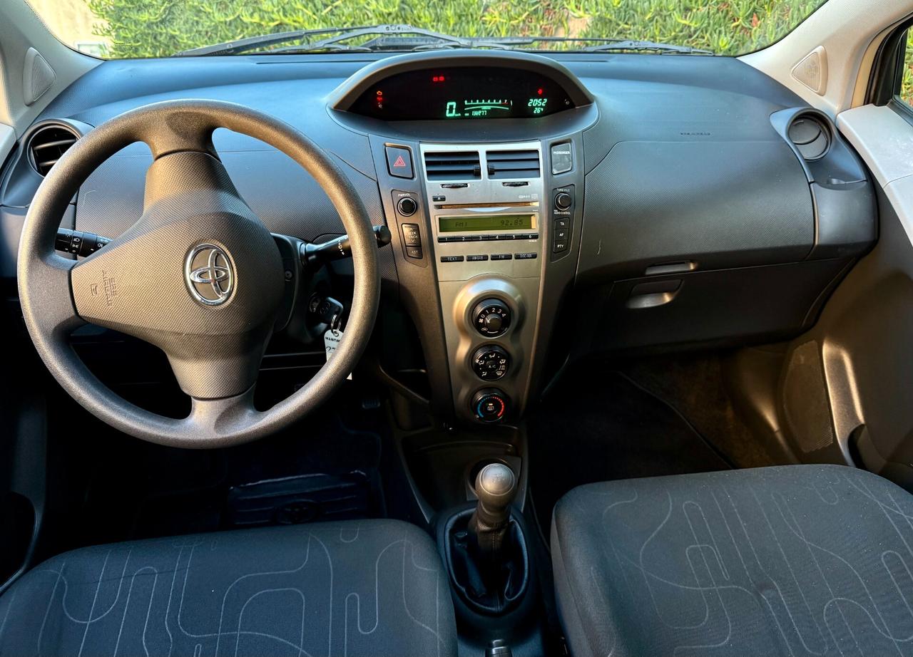 Toyota Yaris 1.3 5 porte Sol