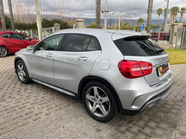 MERCEDES-BENZ GLA 200 d Automatic 4Matic Premium