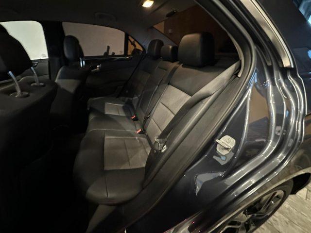 MERCEDES-BENZ E 220 CDI BlueEFFICIENCY Elegance