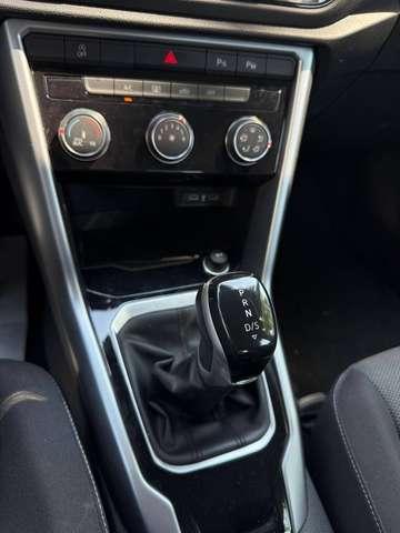 Volkswagen T-Roc 1.5 tsi Life dsg AUTOM. CARPLAY/FULL LED/ACC -Promo fin