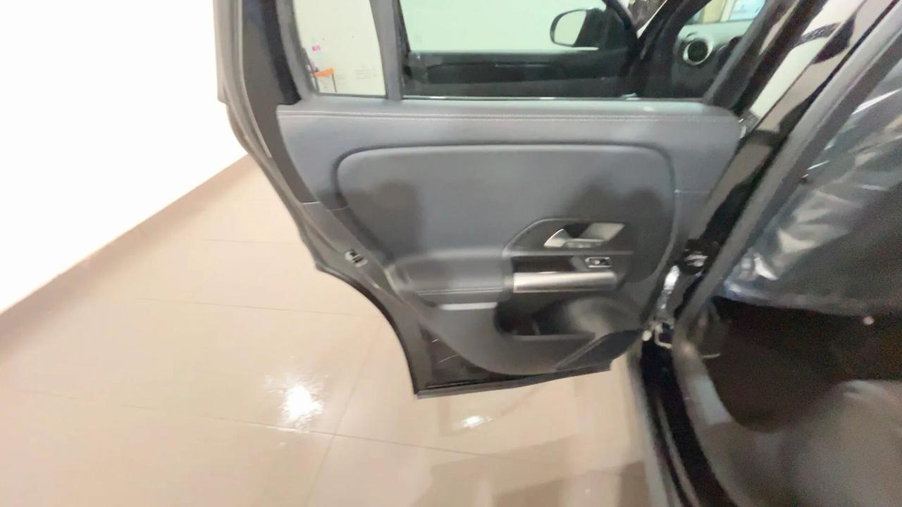 Mercedes-benz A 200 d Automatic Advanced
