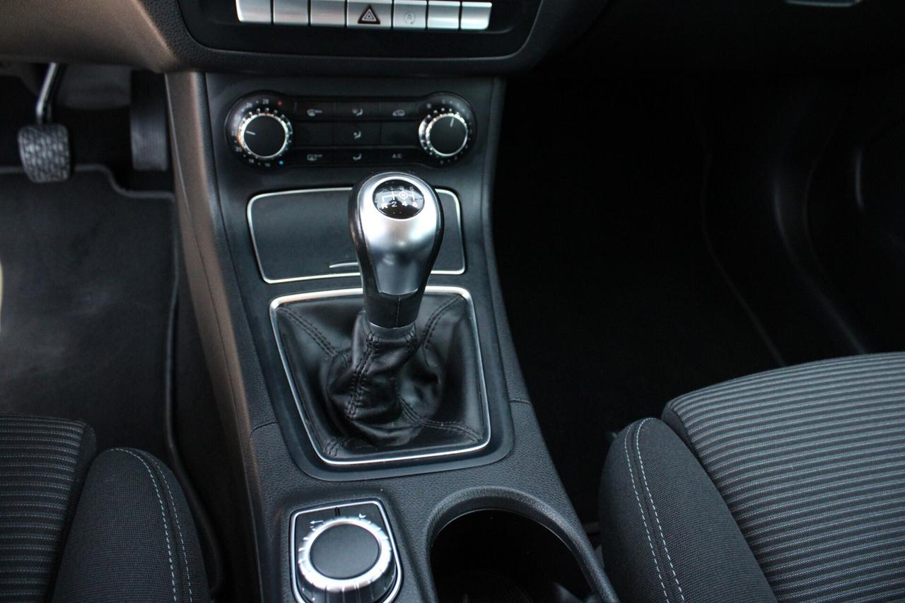 Mercedes-benz B 180 B 180 d Premium