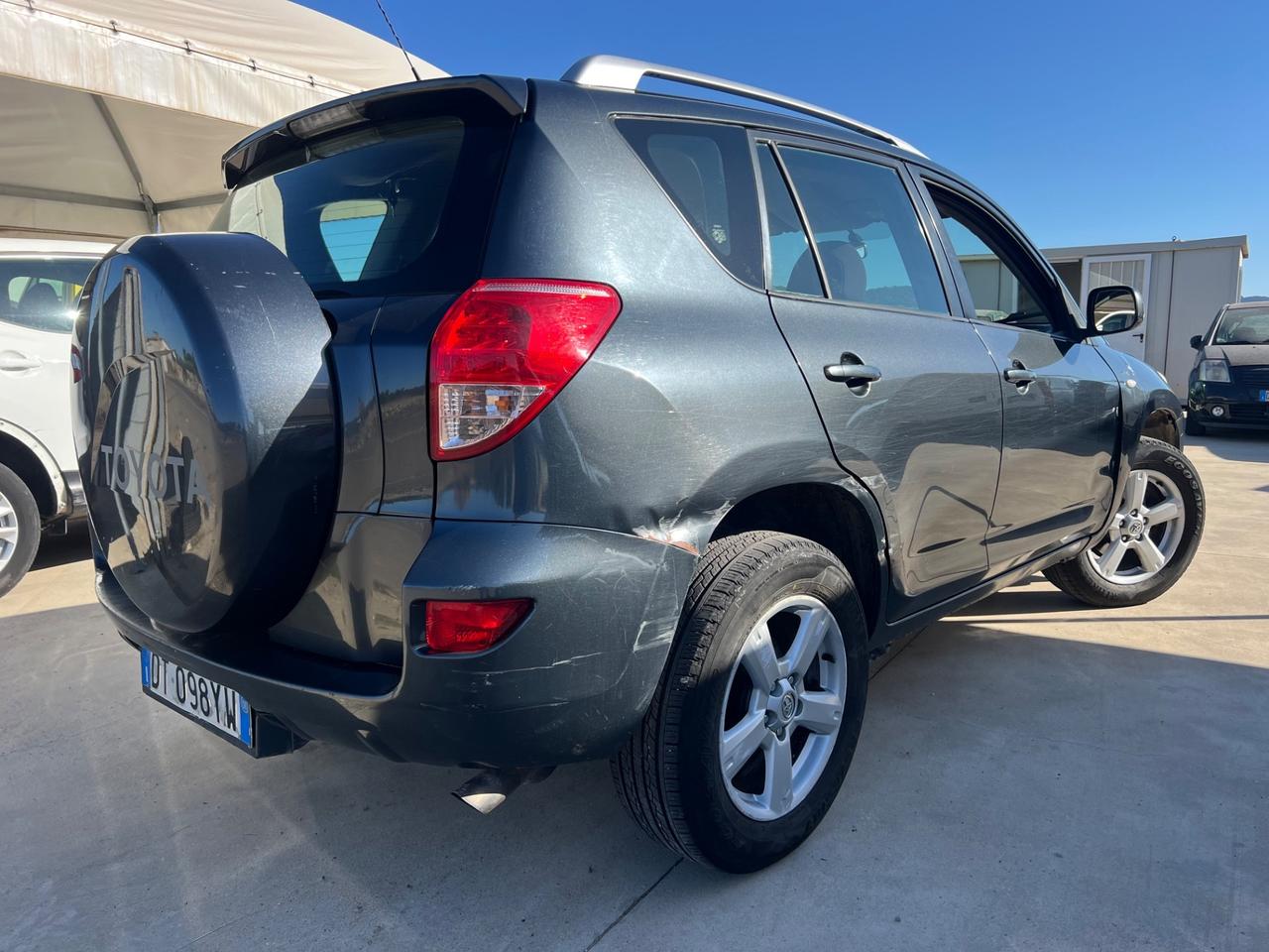 Toyota RAV 4 RAV4 2.2 D-4D 136 CV Sol