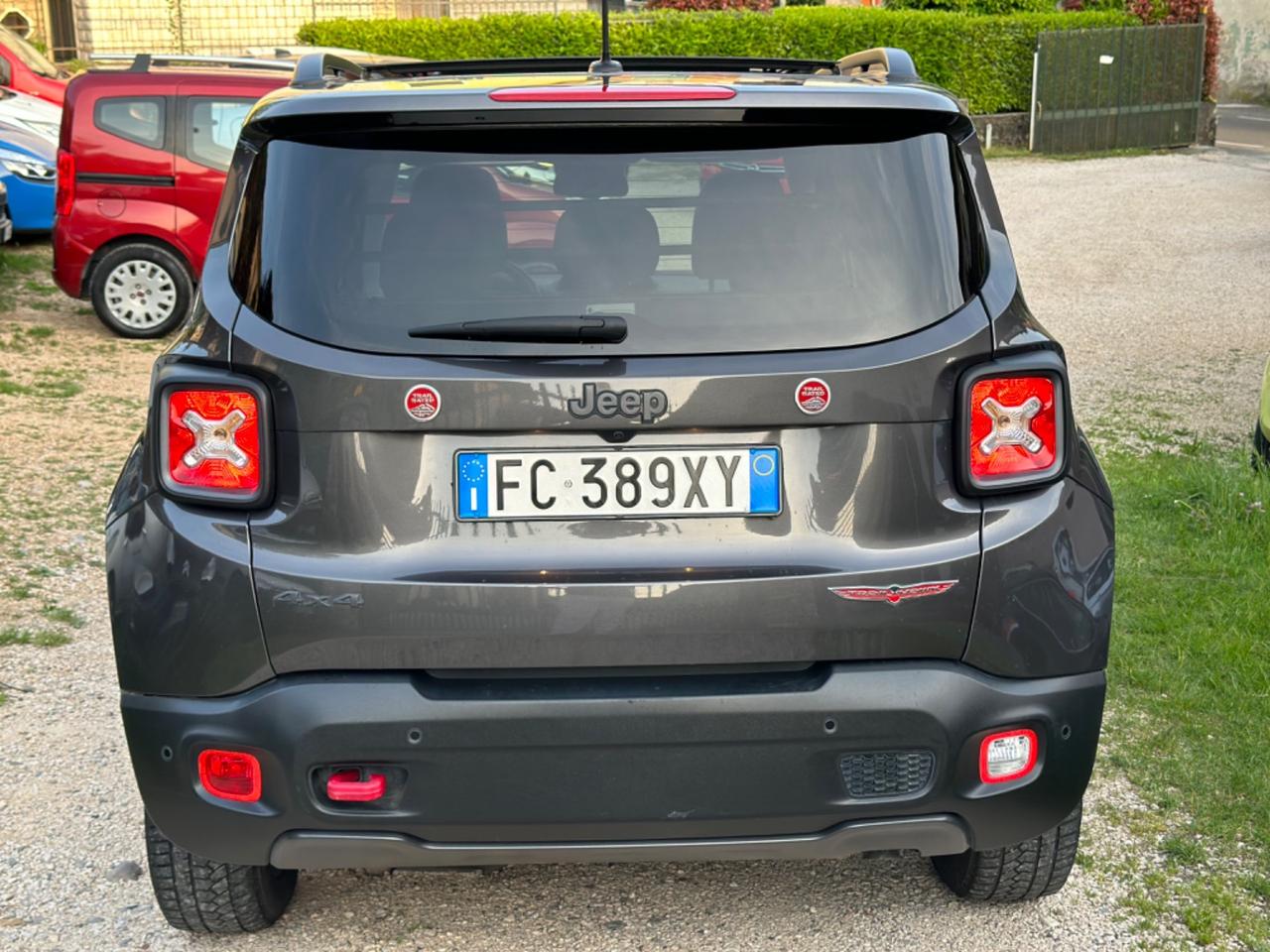 Jeep RENEGADE 2.0 170CV 4WD TRAILHAWK TETTO BEATS