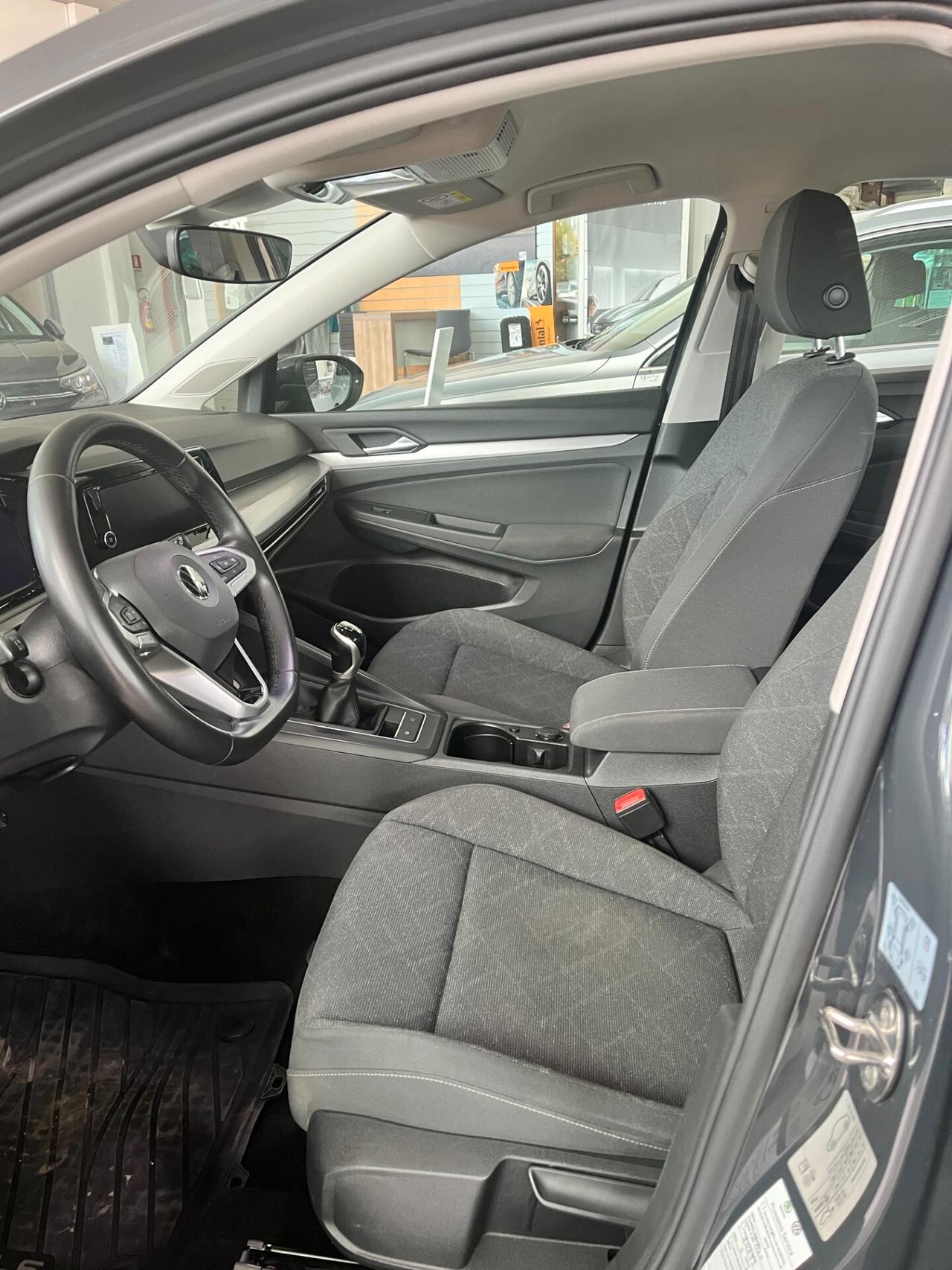 Volkswagen Golf 1.0 TSI EVO Life
