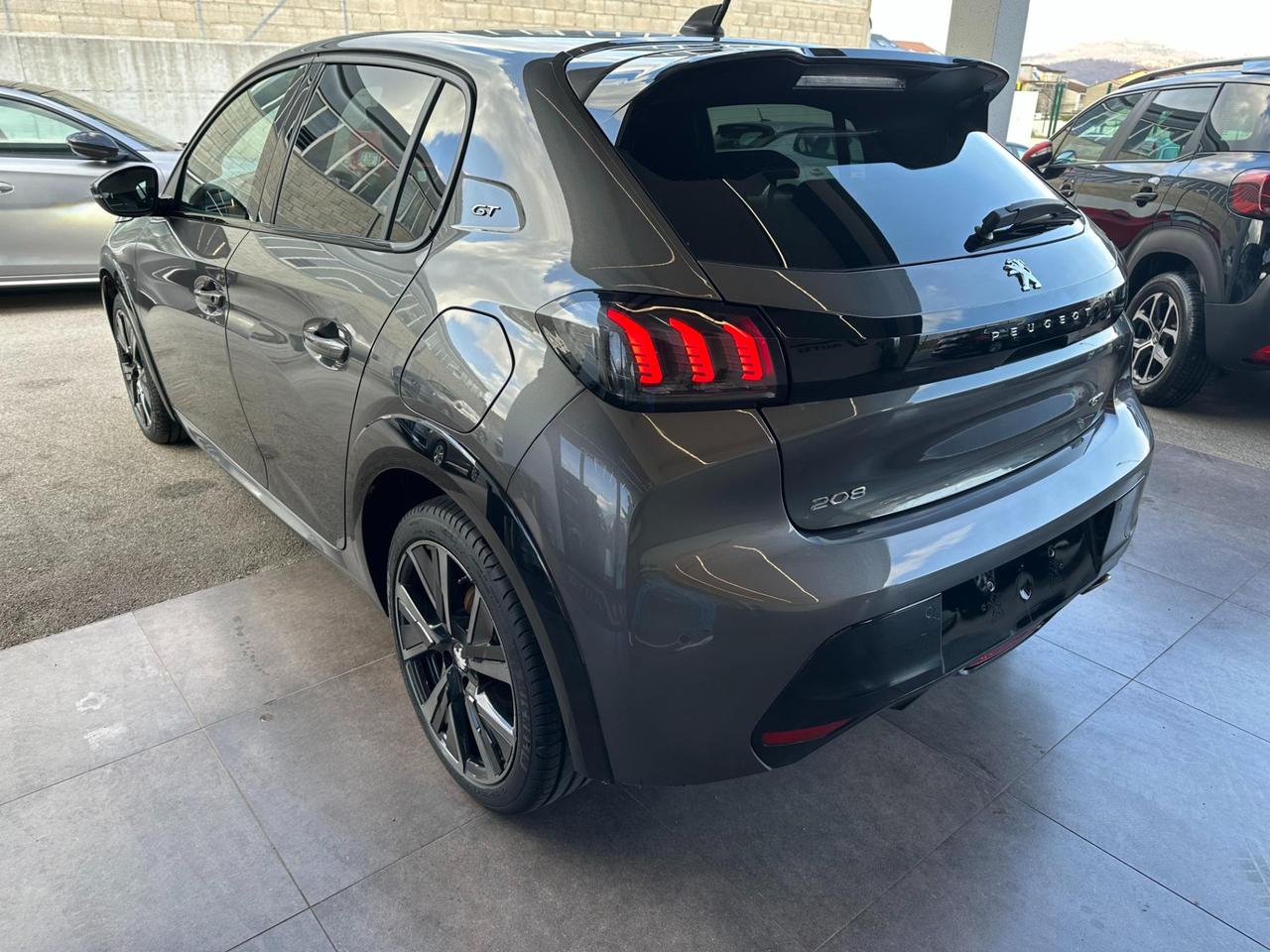 Peugeot 208 5 Porte 208 1.2 puretech GT s&s 100cv eat8