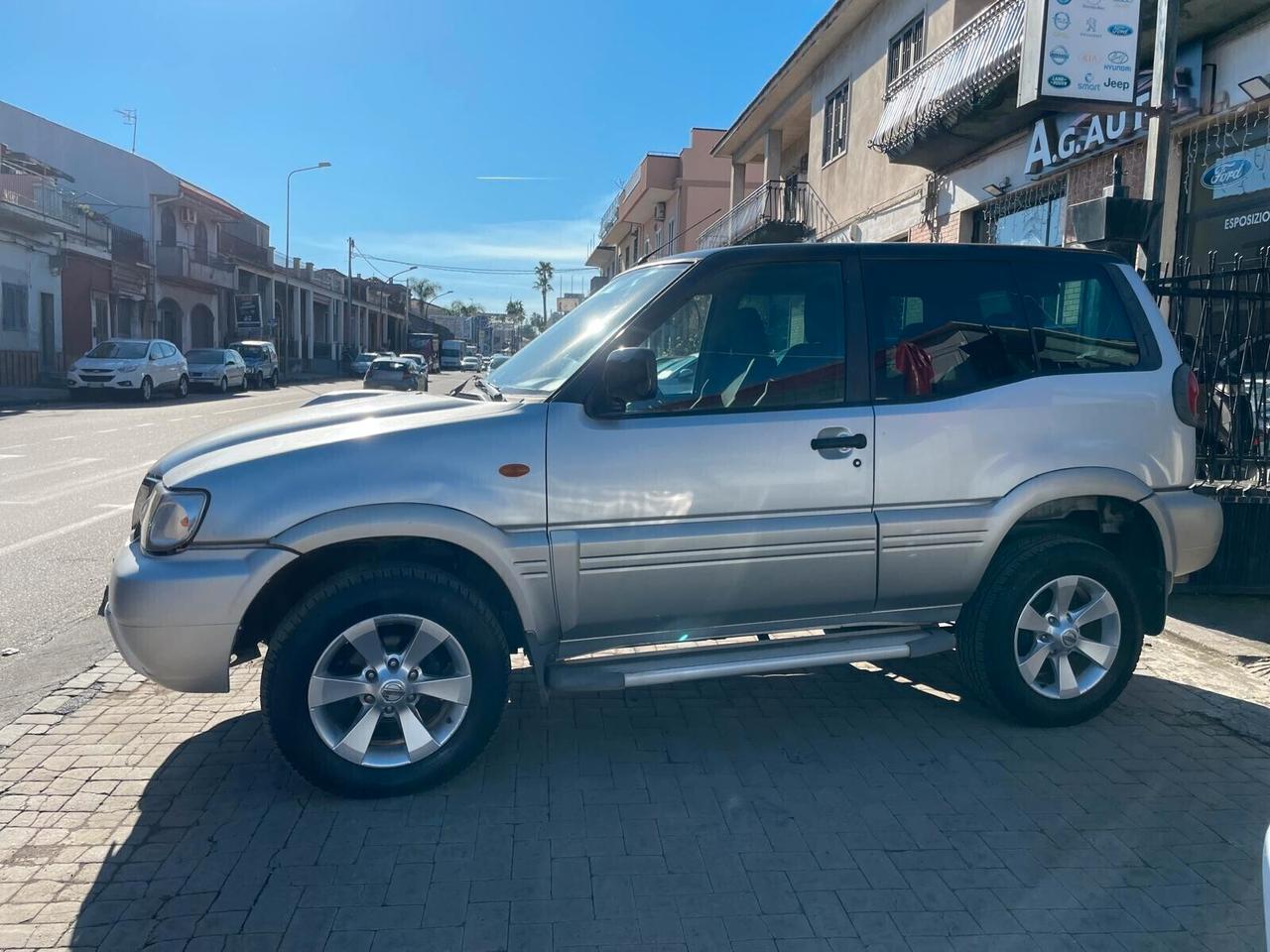 Nissan Terrano II Terrano 3.0 DiT 3porte Sport Restyling