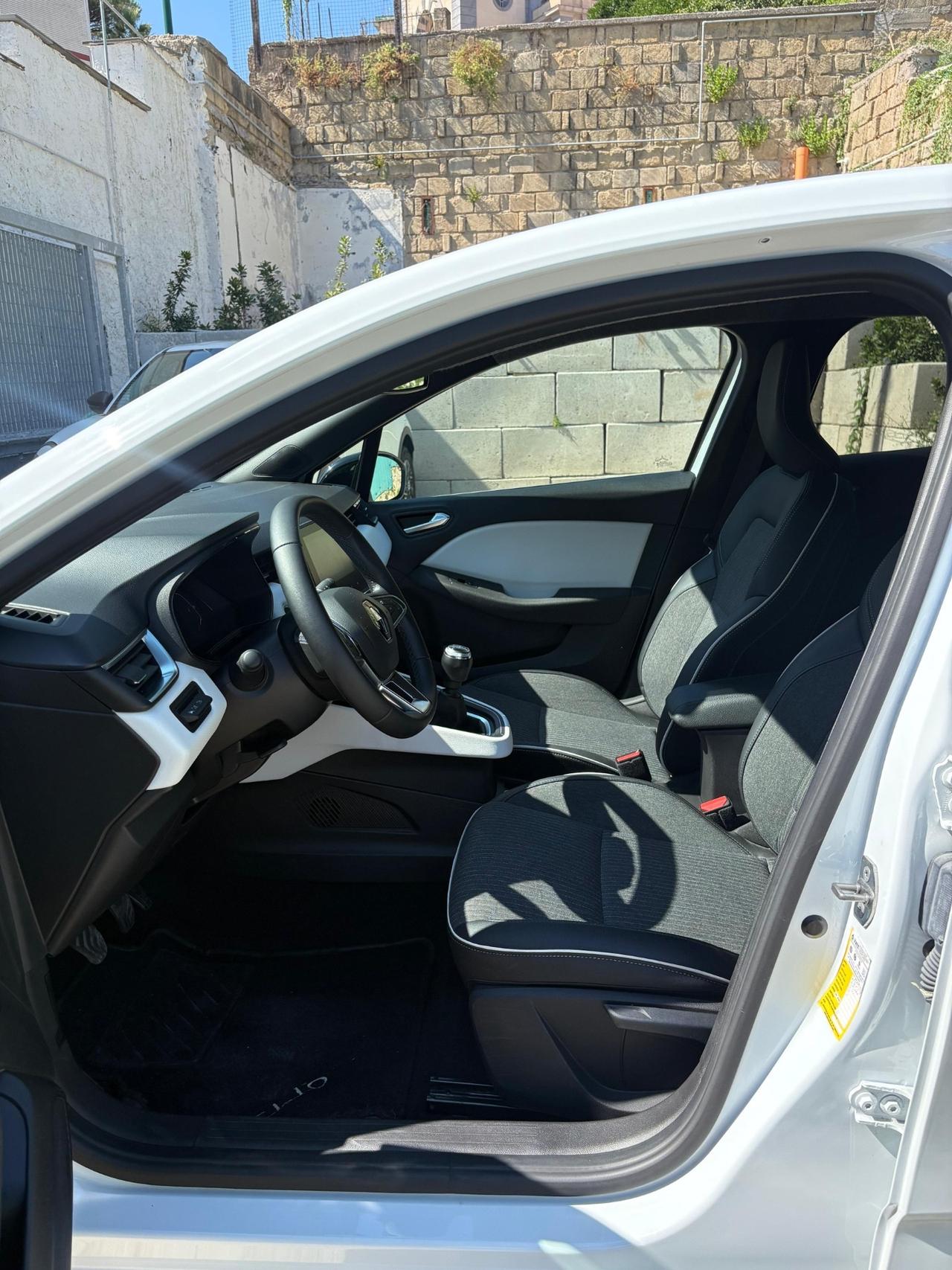Renault Clio TCe 90 CV 5 porte Techno