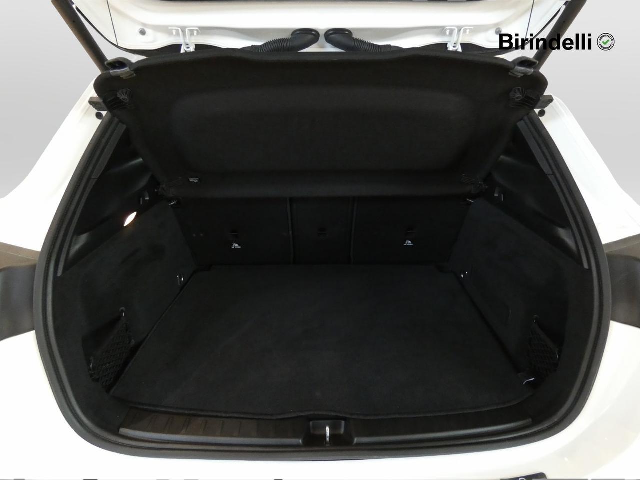 Mercedes-Benz GLA (H247) - GLA 200 d Automatic AMG Line Premium