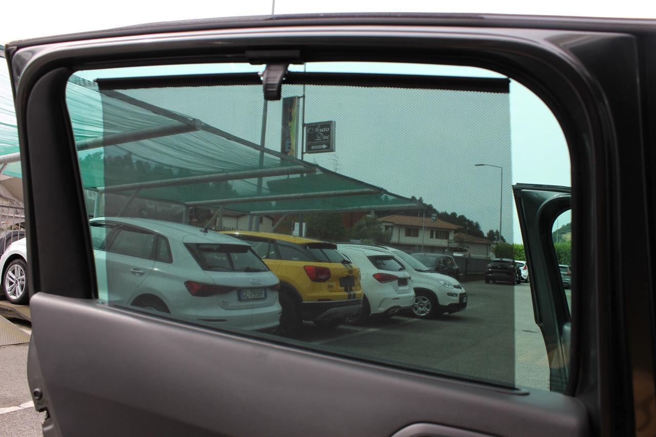 Peugeot 5008 1.6 HDi 115CV Active Mix TETTO PANORAMICO SENSORI