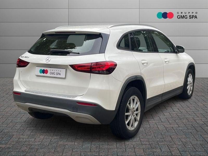 Mercedes-Benz GLA 180 d Business auto