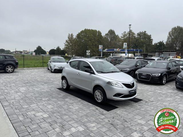 LANCIA Ypsilon 0.9 5 porte Metano Ecochic ANCHE PER NEOPATENTATI