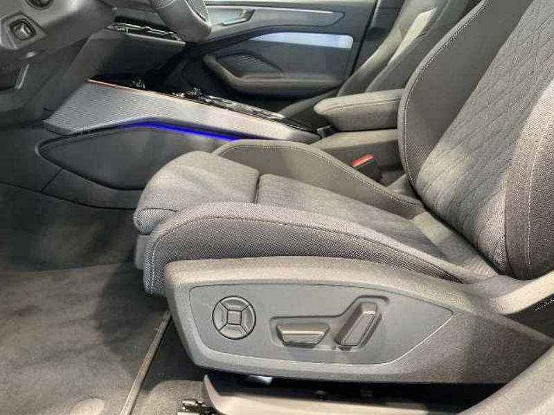 Audi A6 VI 2025 Avant 2.0 tdi mhev + Edition One Blu Ascari quattro 204cv