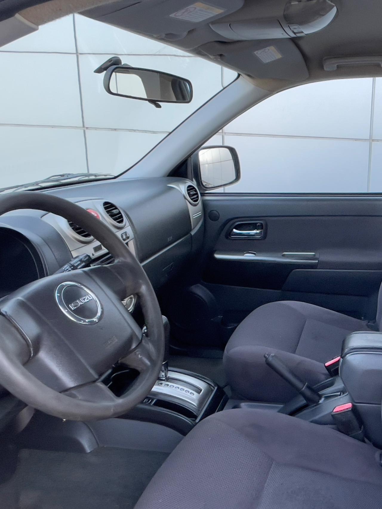 Isuzu D-Max 3.0 TD cat Crew Cab 4WD Pup. LS SI PERMUTE