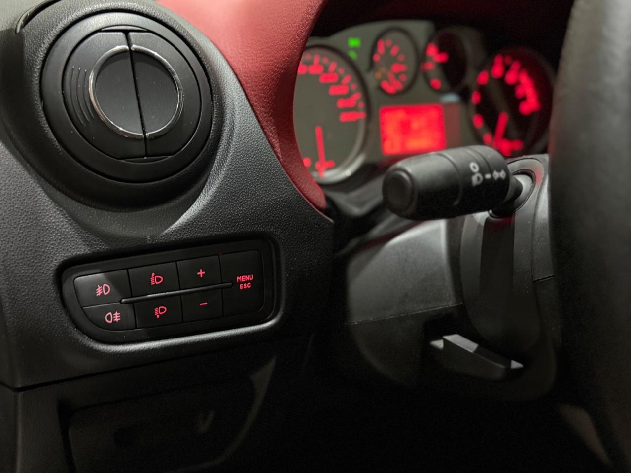 Alfa Romeo MiTo 1.4 78 CV Sport Pack Neopatentati