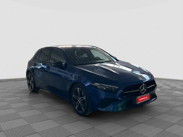 MERCEDES-BENZ A 180 A 180 d Automatic Progressive Advanced
