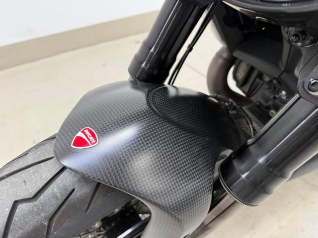 DUCATI Diavel CARBON