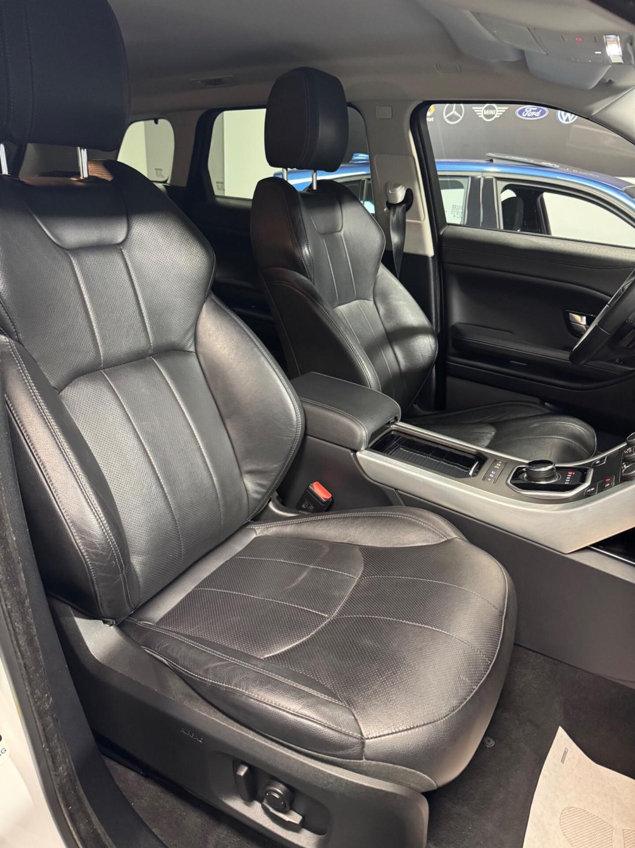 Range Rover Evoque 2.0 TD4 150 CV HSE R-Dynamic