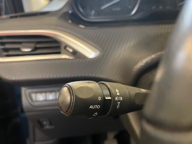 Peugeot 2008 PureTech Turbo 110 S&S Allure