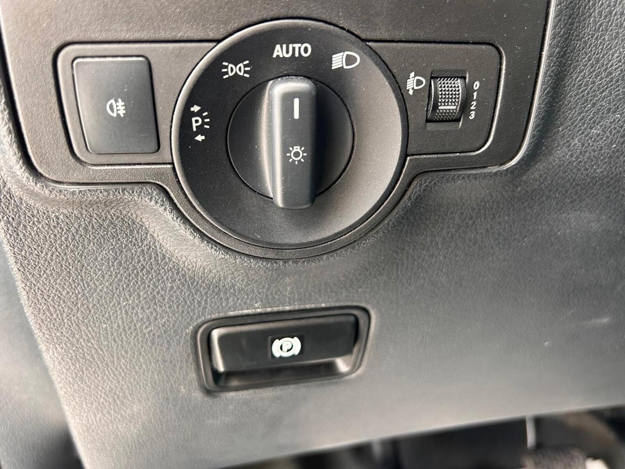 Mercedes Benz Vito Long 114 CDI