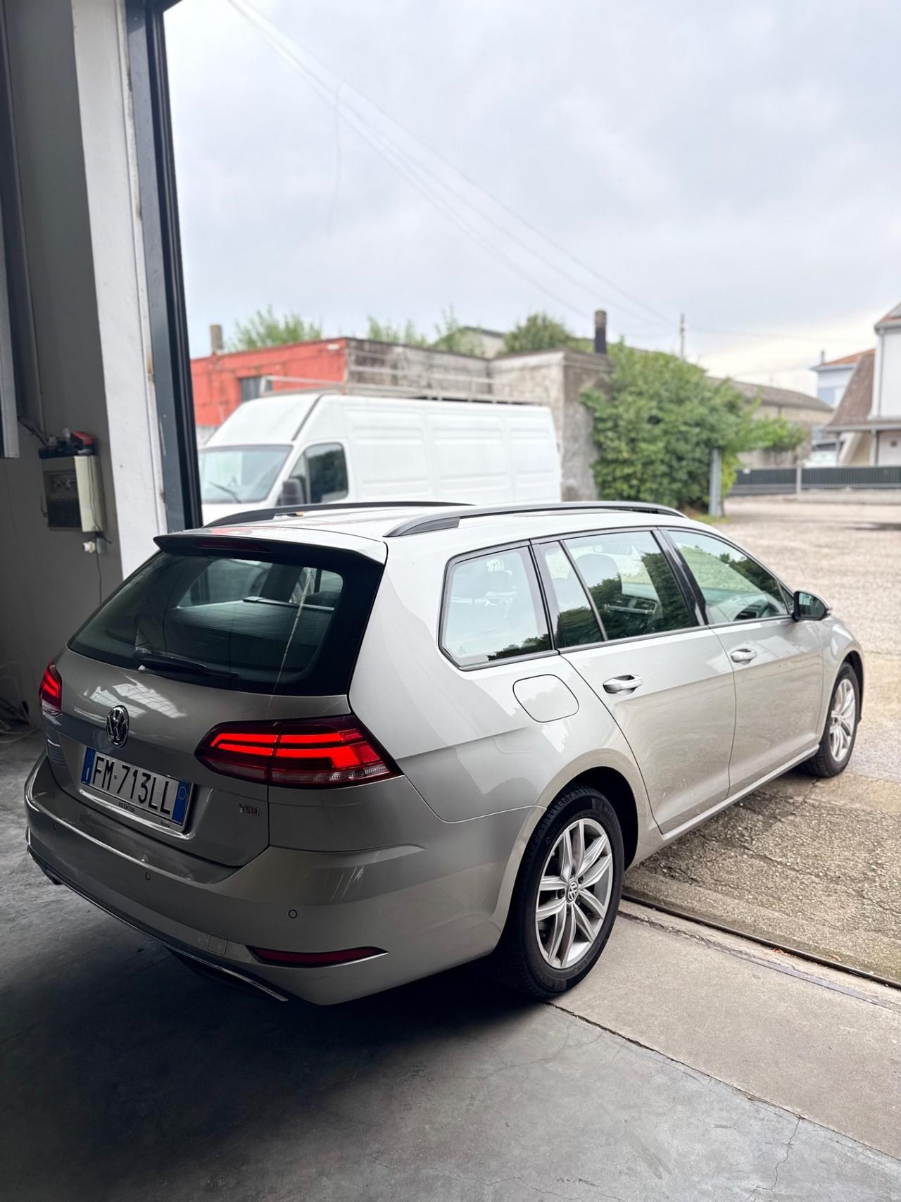 Volkswagen Golf Variant 1.6 TDI 115 CV Trendline BMT