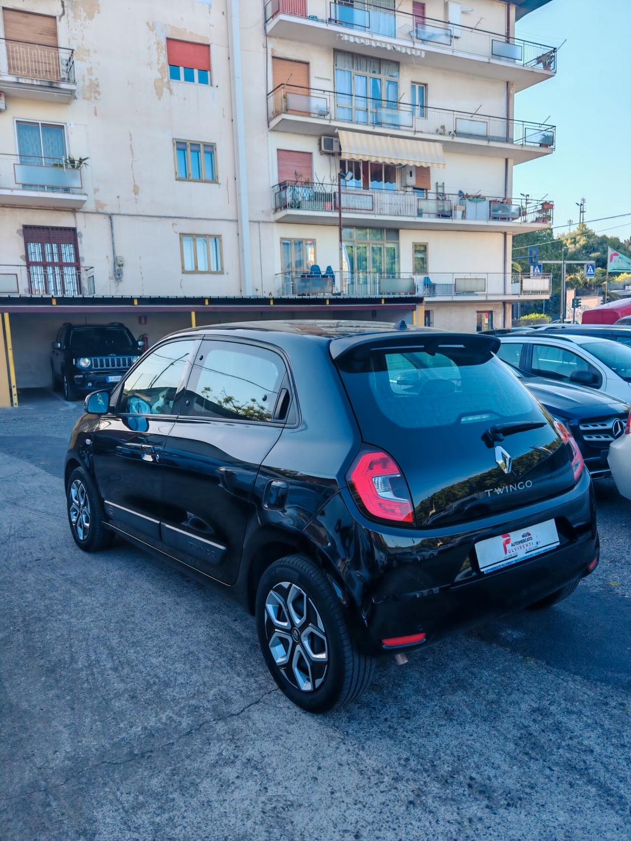 Renault Twingo SCe 65 CV Urban Night
