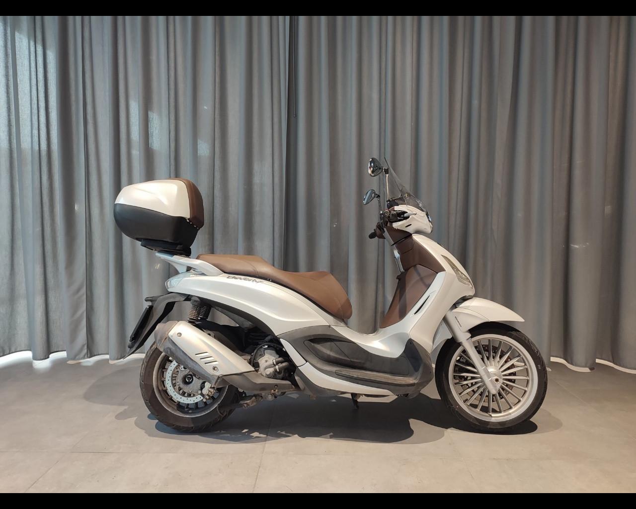 PIAGGIO Beverly 300 - i.e. ABS-ASR