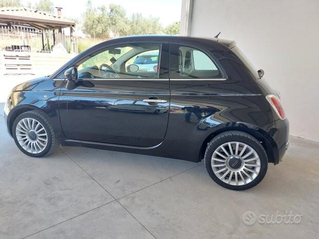 Fiat 500 unico proprietario permuto