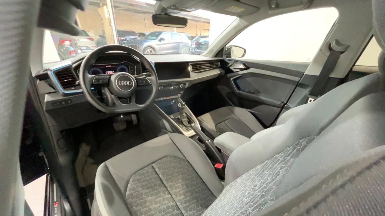 Audi A1 SPB 30 TFSI S tronic line edition