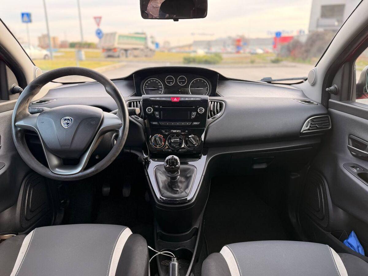 Lancia Ypsilon 1.2 8v Platinum ecochic Gpl 69cv E6