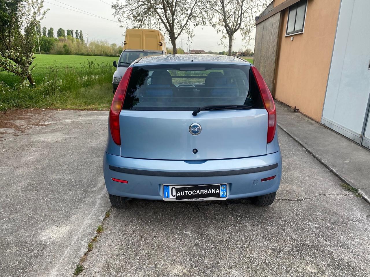 FIAT PUNTO 1.3 MJT AUTOCARRO MOLTO BELLA GUARDA