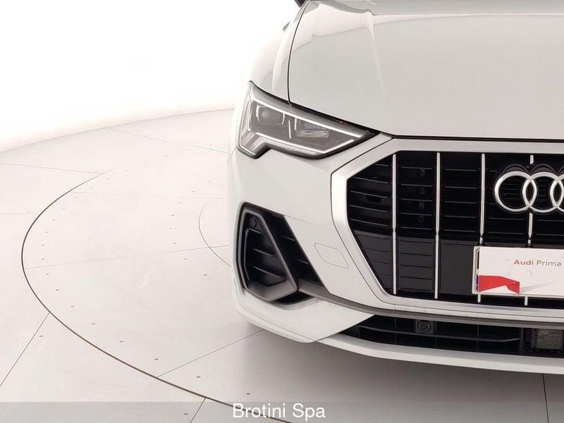 Audi Q3 35 TDI S tronic S line edition