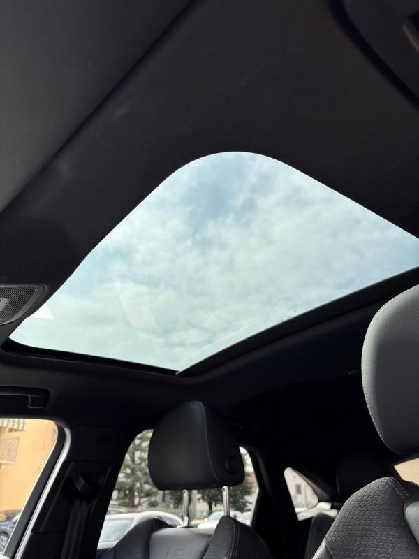 Audi Q3 Sportback 35 1.5 tfsi S line edition s-tronic FULL LED-NAVI-TETTO-20"