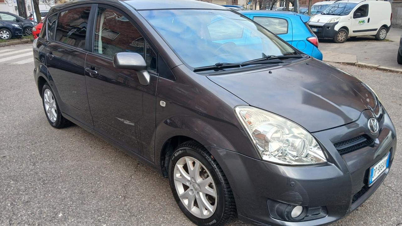 Toyota Verso 1600 BENZINA 5 POSTI