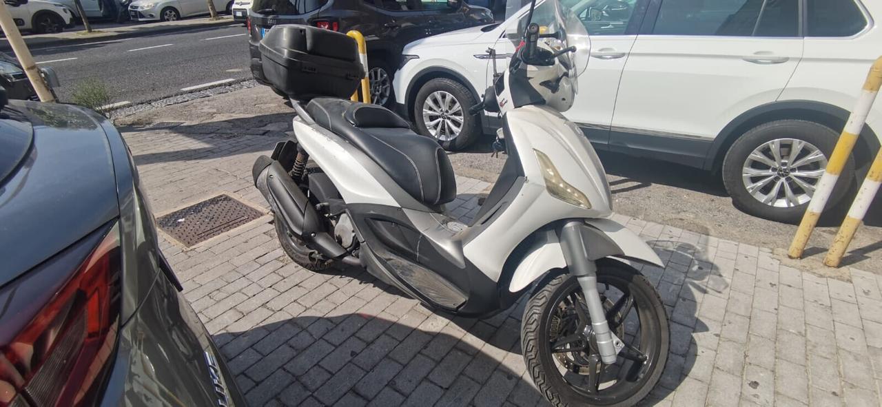 Piaggio Beverly 350 DEL 2013 PER COMMERCIANTI