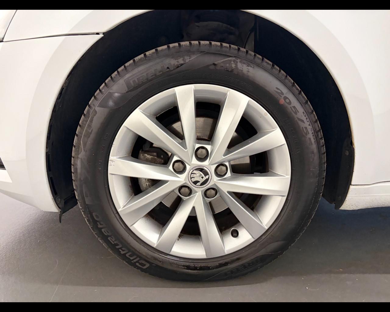 SKODA OCTAVIA WAGON 1.6 TDI AMBITION