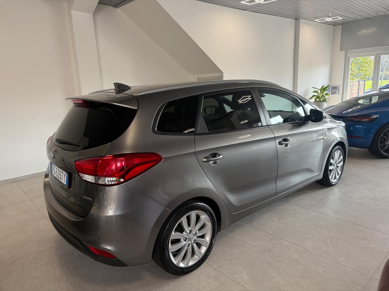 Kia Carens 1.7 CRDi 115 CV Business Class