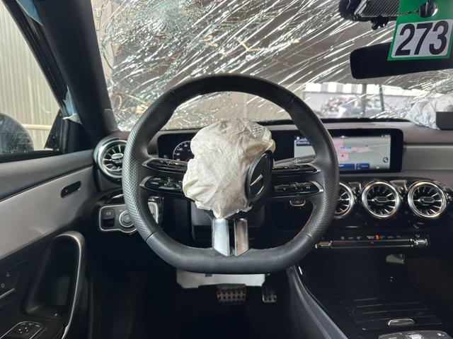 MERCEDES-BENZ A 180 D AUTOMATIC AMG LINE PREMIUM