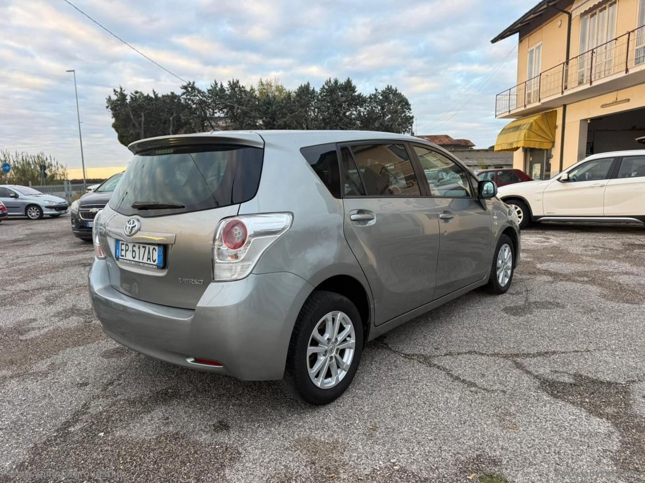 TOYOTA Verso 2.0 D ACTIVE 7 posti