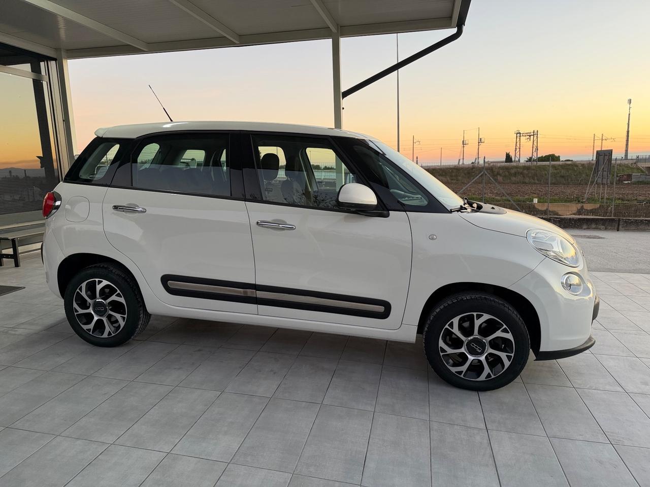 Fiat 500L 0.9 TwinAir Turbo Natural Power Lounge