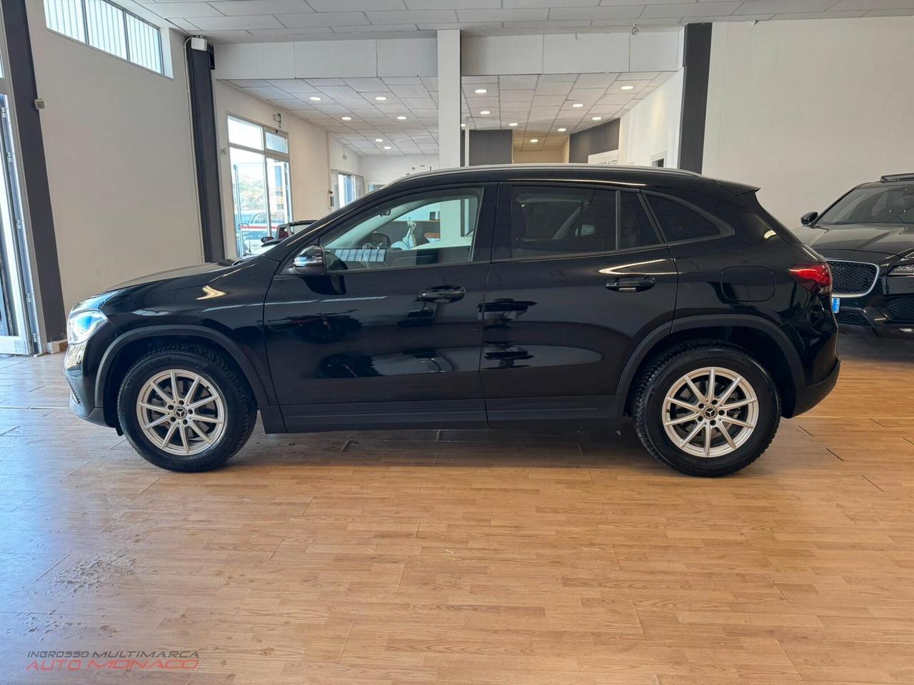 Mercedes-benz GLA 180d 116cv Executive 2021