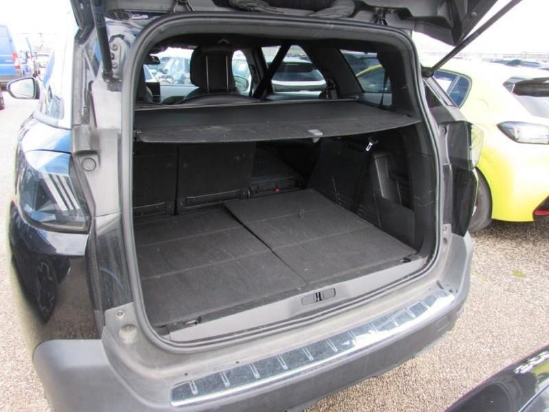 PEUGEOT 5008 1.5 BLUEHDI 131CV EAT8 SeS 7POSTI ALLURE PACK ( FARI LED - I-COCKPIT - CRUISE - NAVI - MIRROR - PDC - CERCHI 18 )